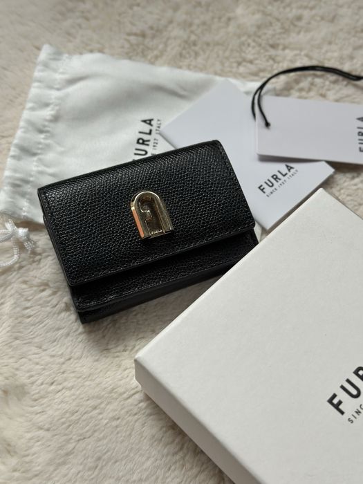 FURLA кожено портмоне с кутия