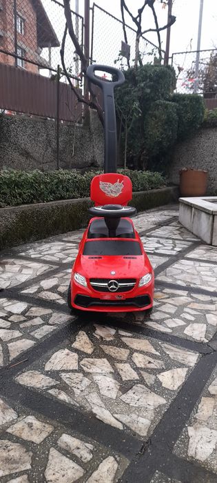 Детска кола за бутане