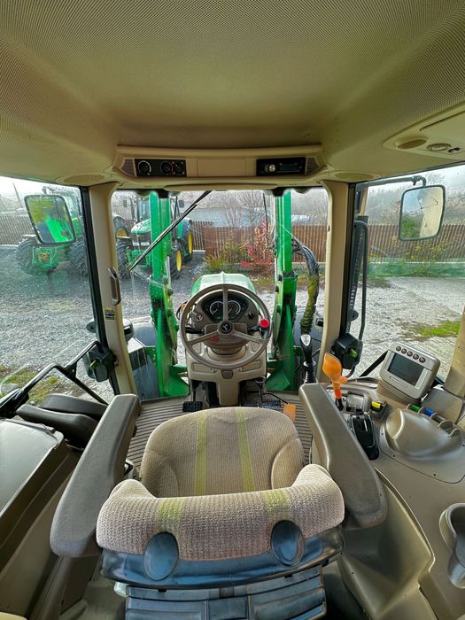 Tractor John Deere 6630 Premium cu incarcator