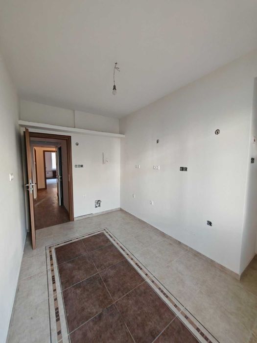 Продава се Тристаен апартамент в София, Център - 98 кв.м за 4072 €/кв.м - Снимка #9