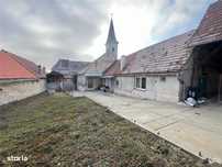 Casa saseasca de vanzare in Seica Mare la 30 km de Sibiu 578 mp utili