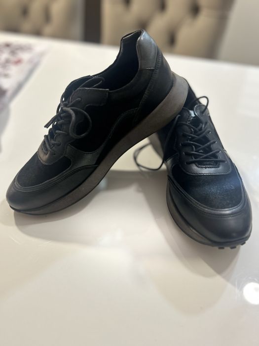 Сникърси дамаки geox