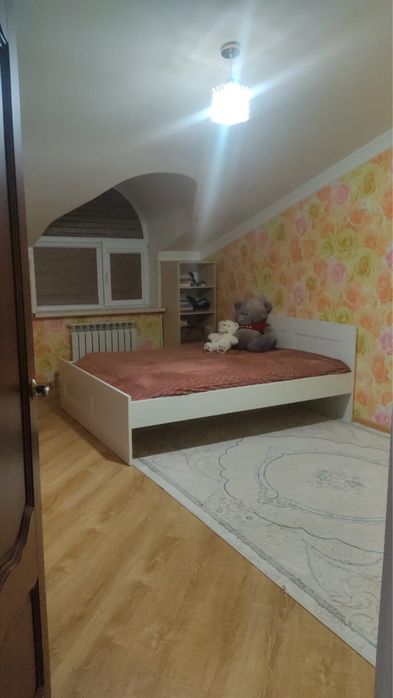 Кровать с матрасом
