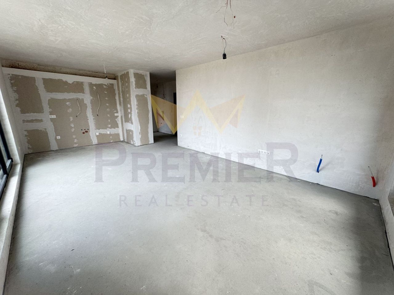 Продава се Тристаен апартамент в София, Бояна - 108 кв.м за 2963 €/кв.м - Снимка #1