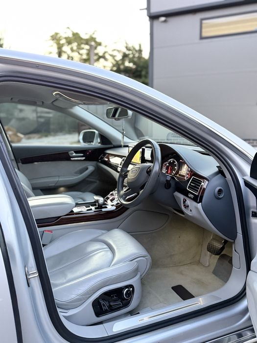 Audi a8 3.0 quattro 2012