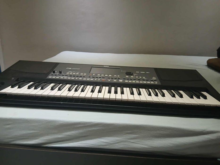 Orga KORG PA600 profesionala în stare perfecta