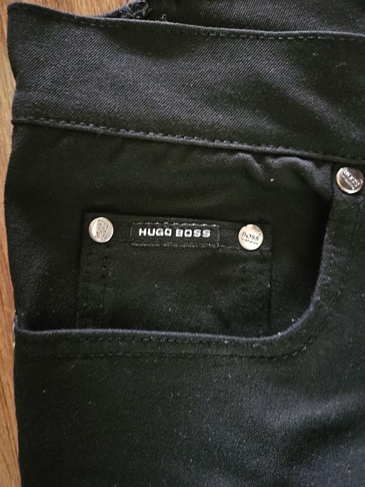 Blugi negrii "HUGO BOSS" barbati