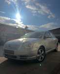 Toyota avensis 2,2 D4D 150к.с на части
