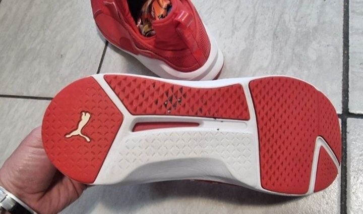 Червени кецове Puma номер 39