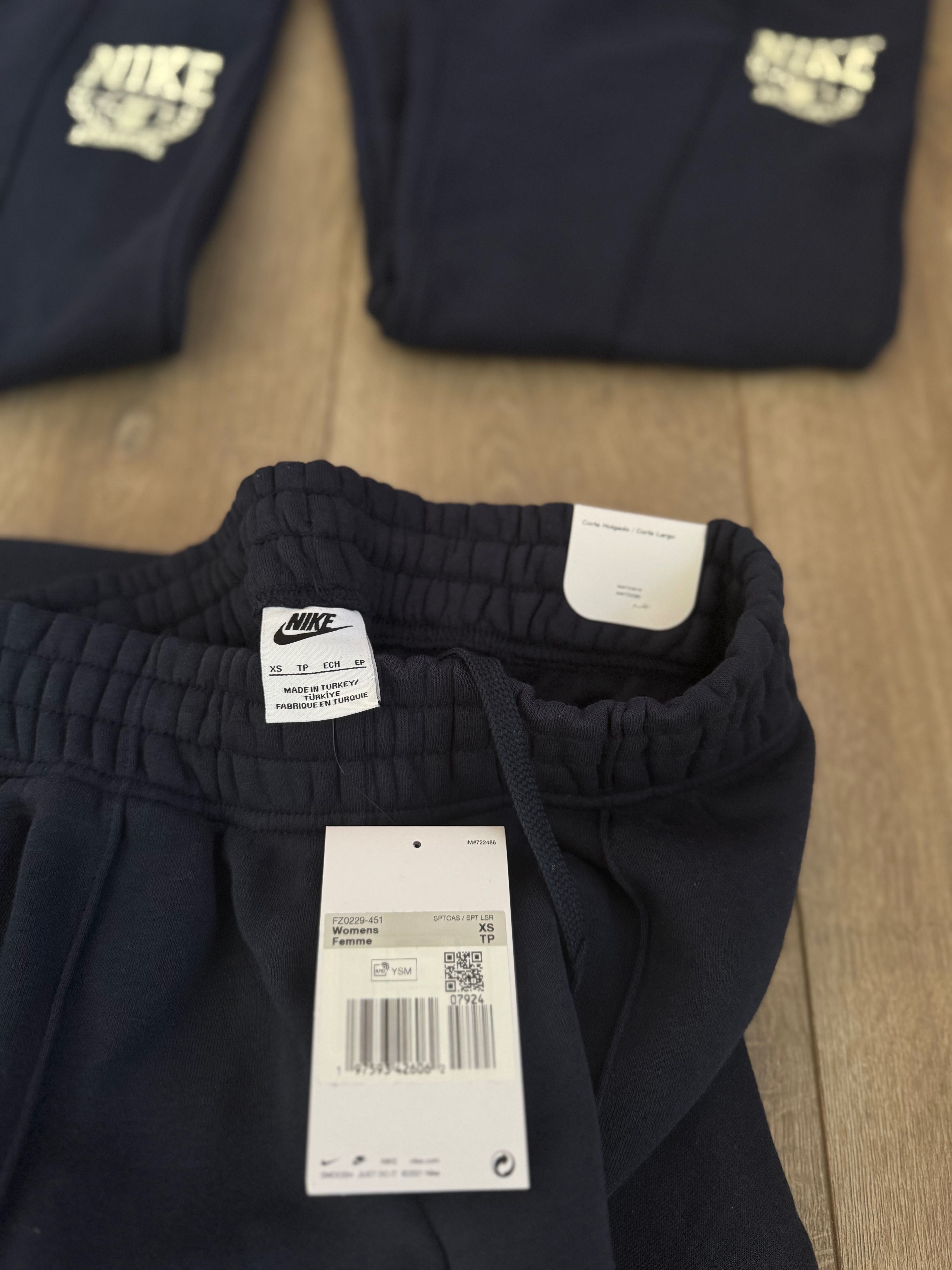 Долница Nike / размер XS / oversize