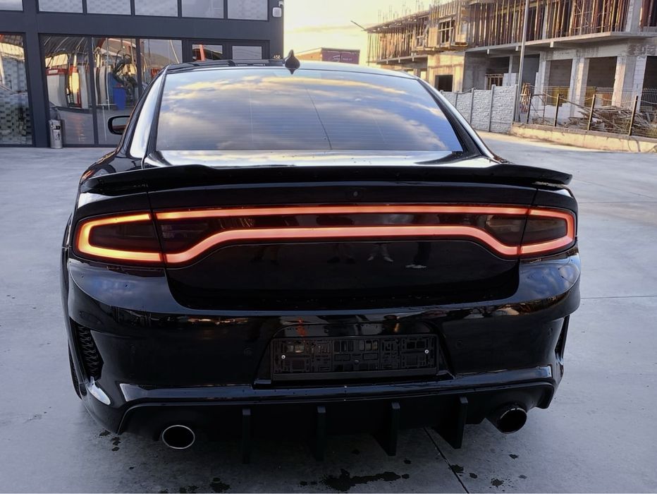 Dodge Charger 600 cp