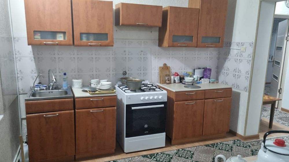 Продам газ плиту