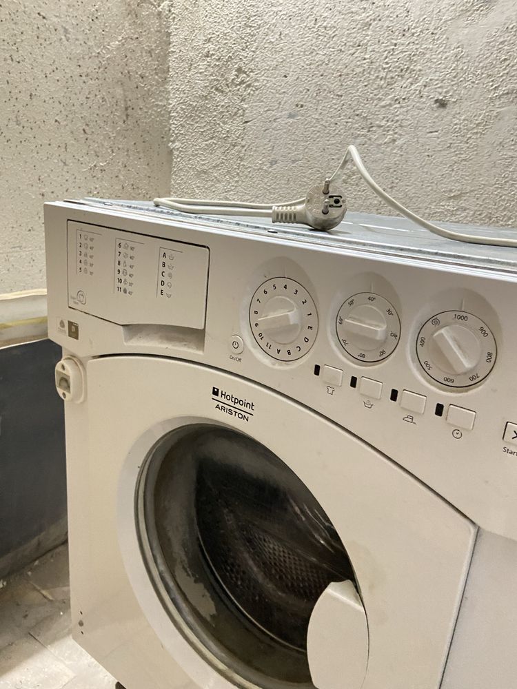Продается стиральная машина Hot Point Ariston