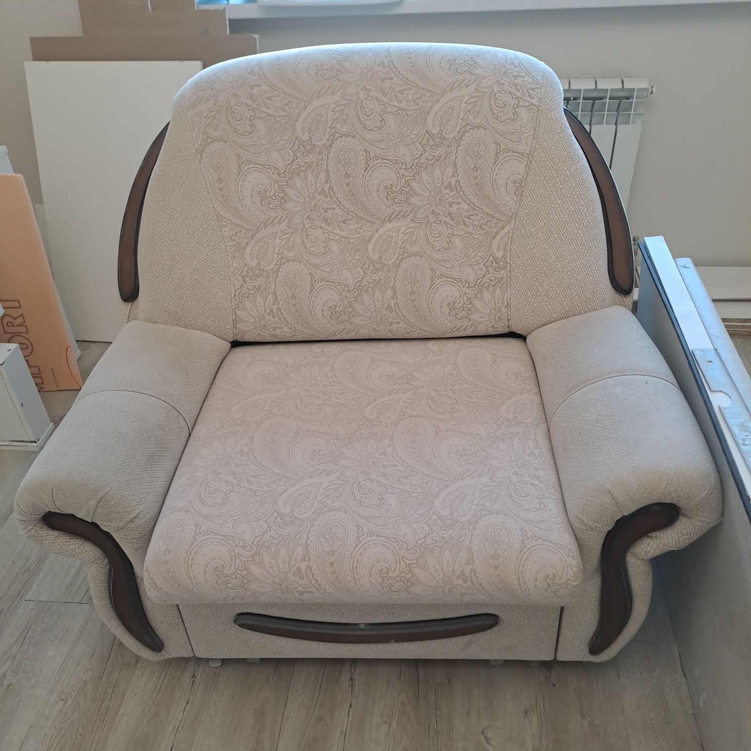 Продам Кресло (можно вместе с диваном)