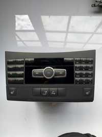 Radio CD navigatie Mercedes E-Class W212 A2129006417