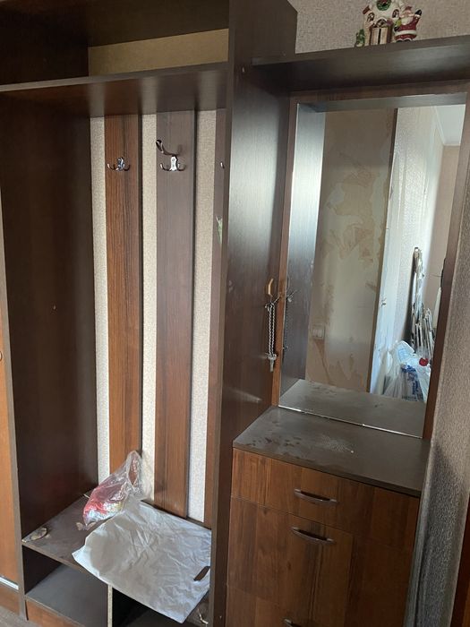 Продам прихожую