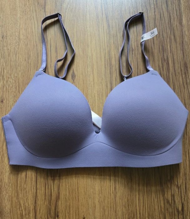 Hugo Boss, Calvin Klein,  Tommy Hilfiger, Victoria Secret, Guess