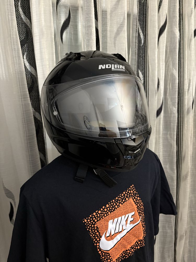 Nolan N60-6 каска