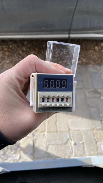 Реле времени новое