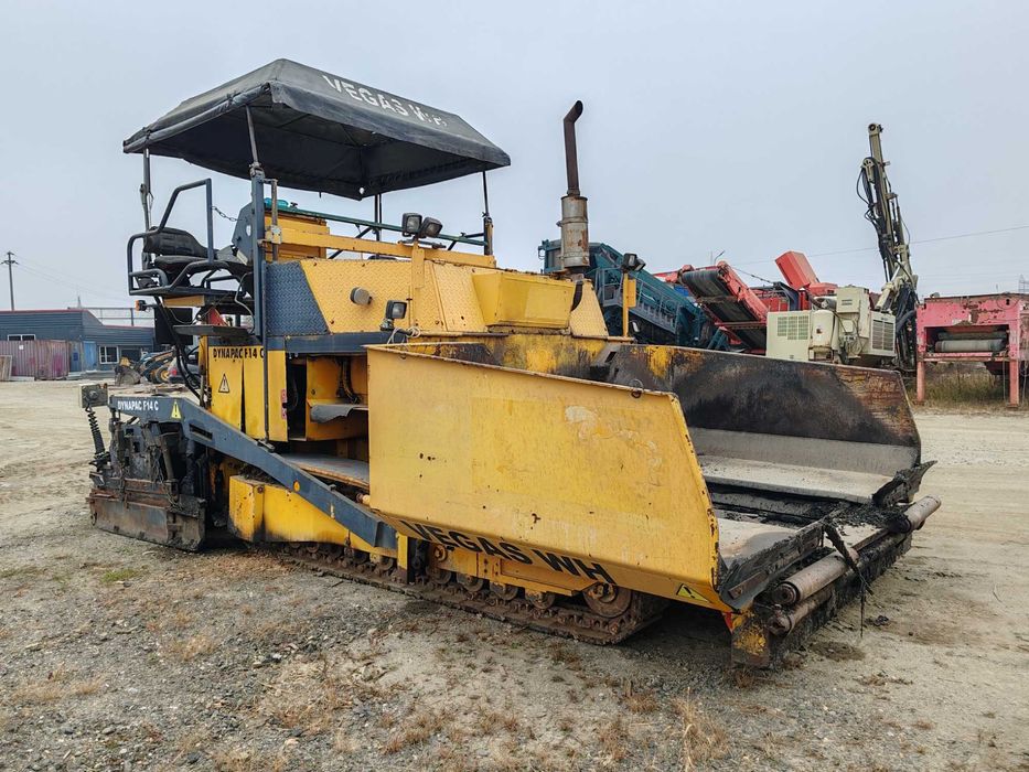 Finisor asfalt pe senle Dynapac F14C