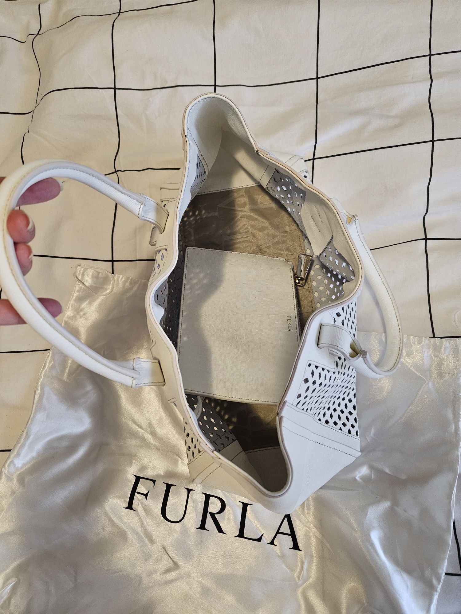 Оригинални нови дамски чанти Furla