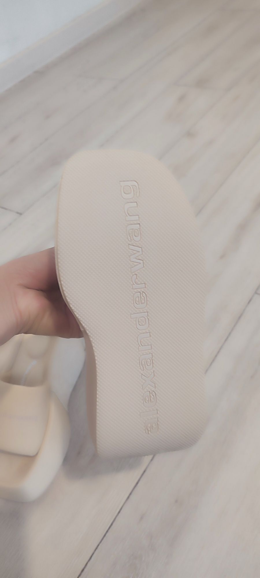 Шлепанцы на платформе Alexander Wang