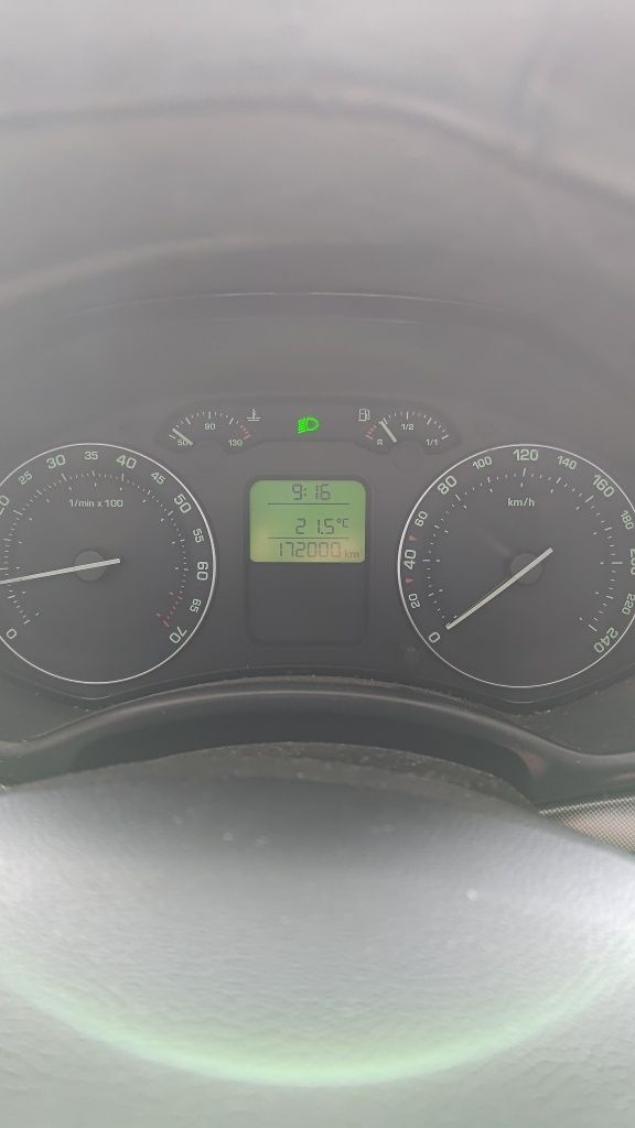 Skoda Octavia 2 1.6FSI 115кс 172002км Еуратек 1ви Собственик Реални КМ