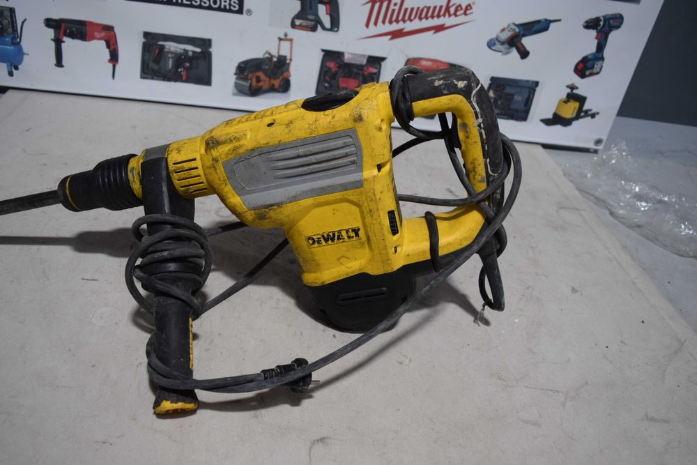 Ciocan demolator Dewalt SDS-Max profesional 1500W