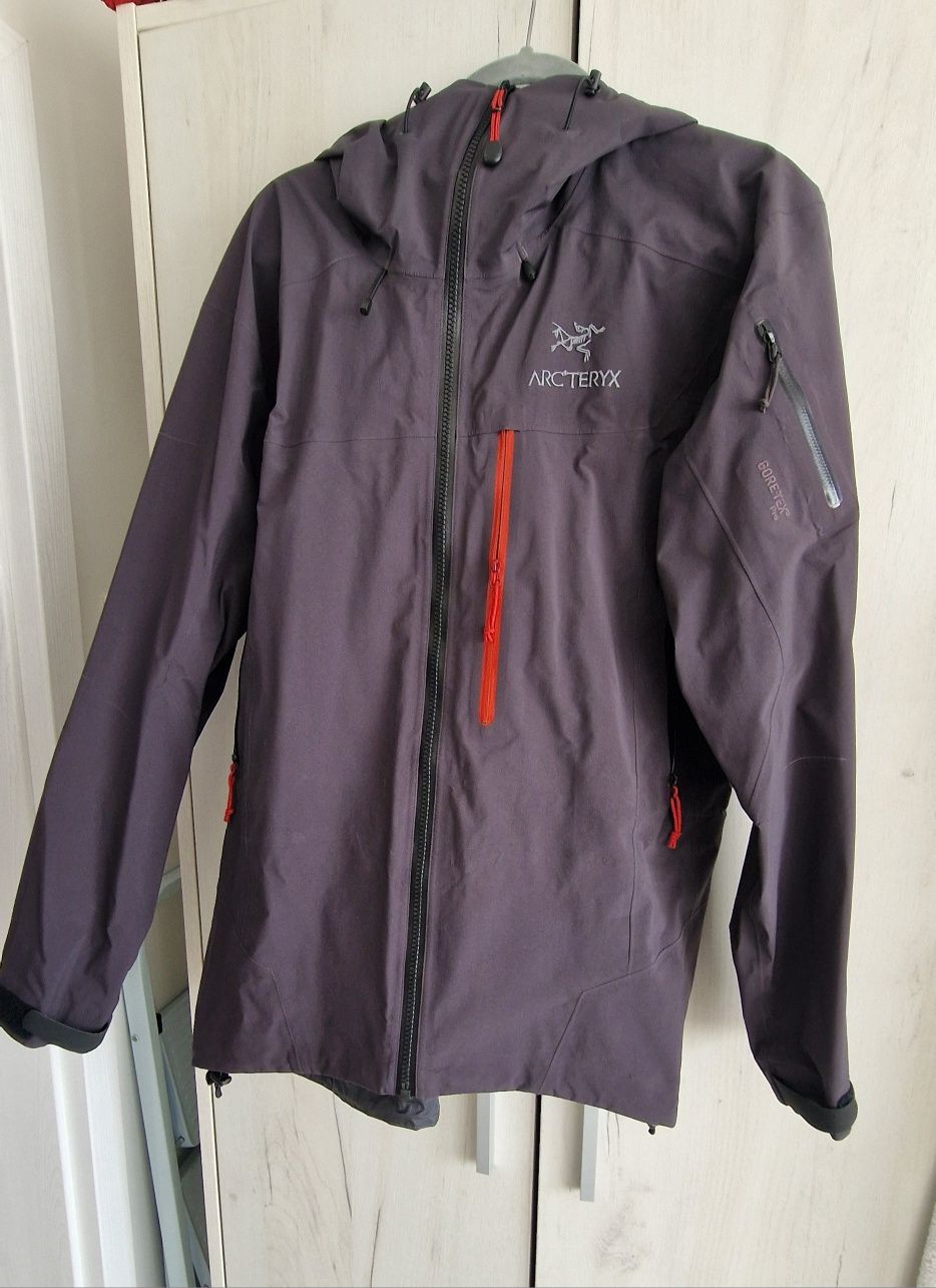 Arcteryx Theta SVX GORE-TEX PRO