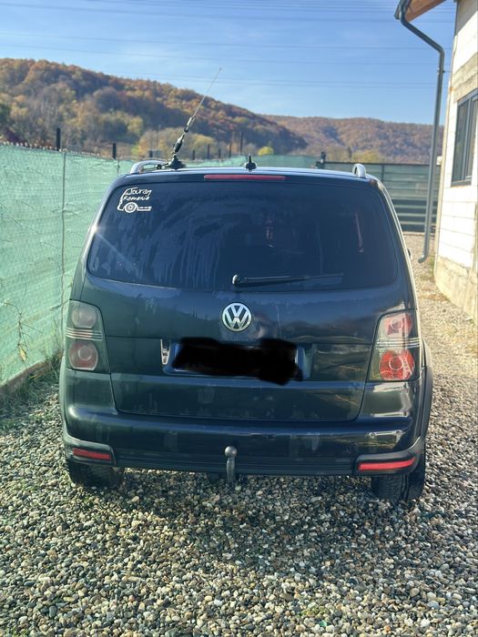 Volkswagwen Cross Touran, motor 2.0 170 CP, 2008