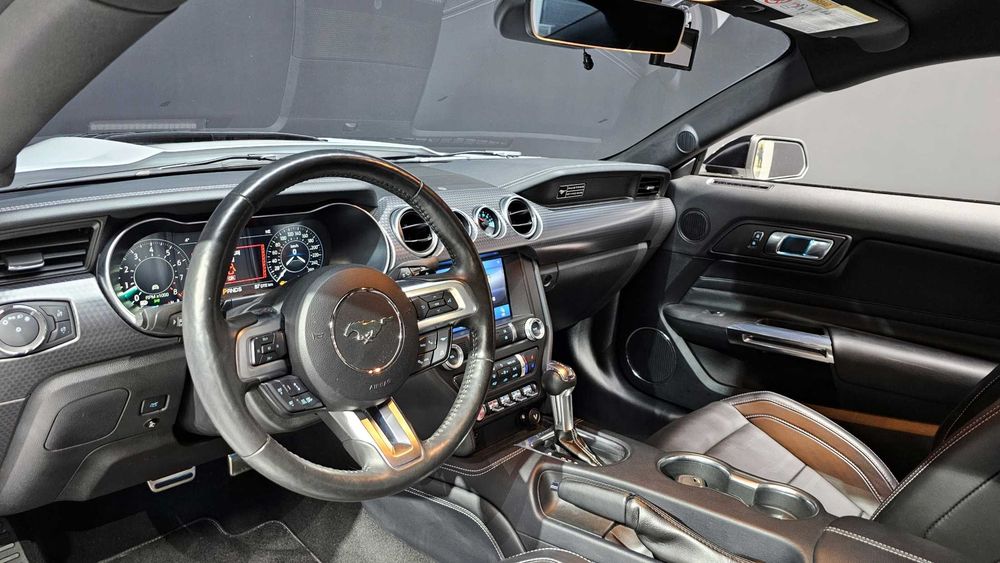 Ford Mustang GT Coupe — 2020 год