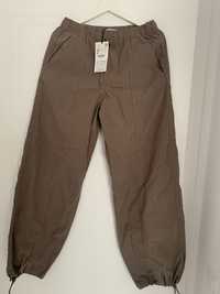 Pantaloni Zara, Xs oversize