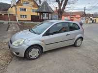 Vând  sau dezmembrez Ford Fiesta