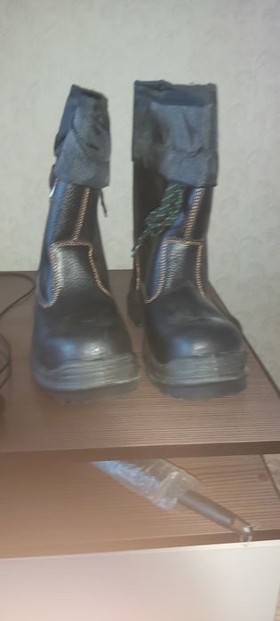 Продам кирзовые сапоги 44р