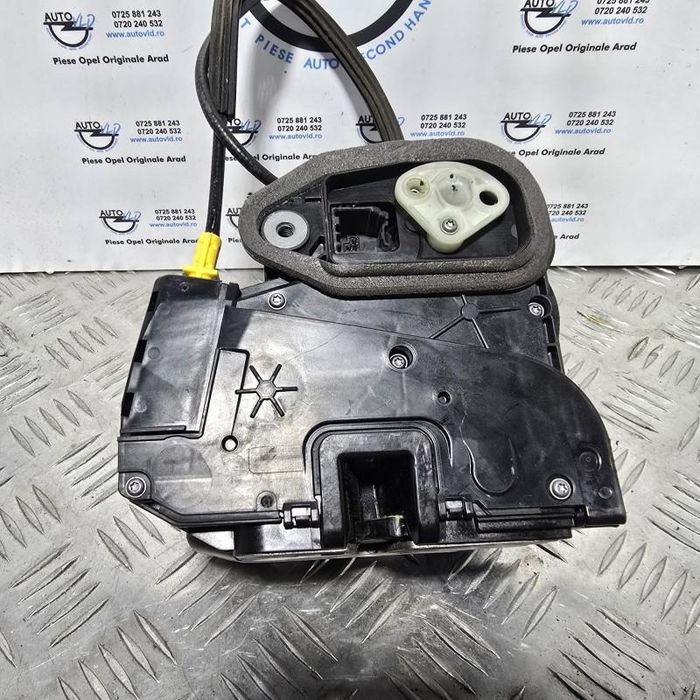 Broasca usa dreapta fata Opel Astra K