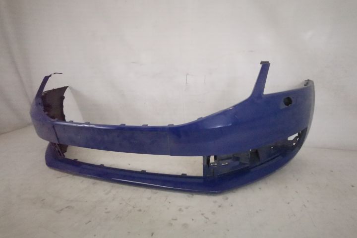 Предна броня Оригинална със измиватели в добро състояние Шкода / Skoda