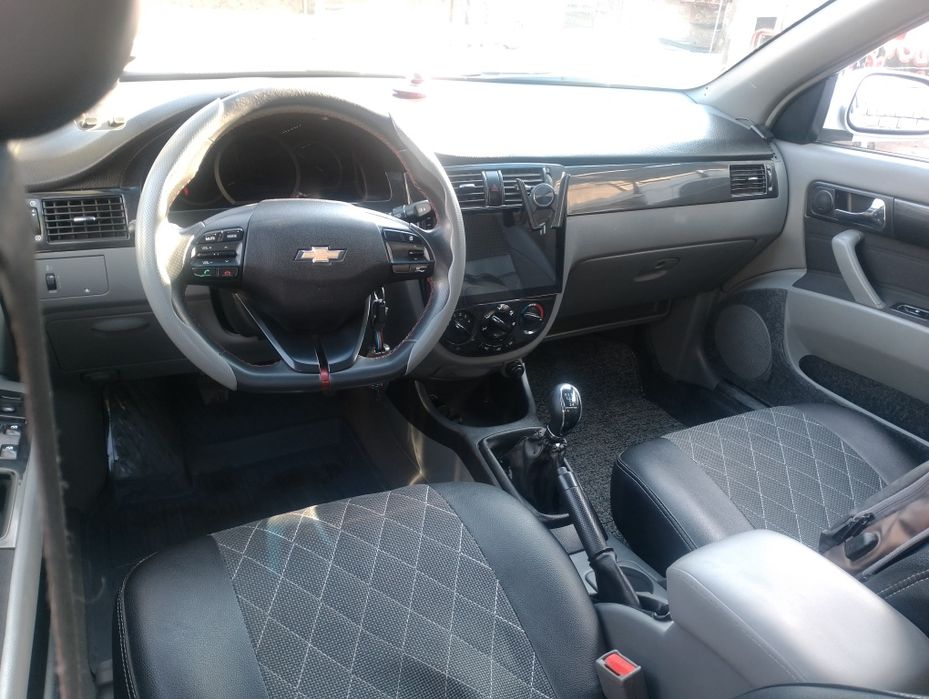 Продается lacetti