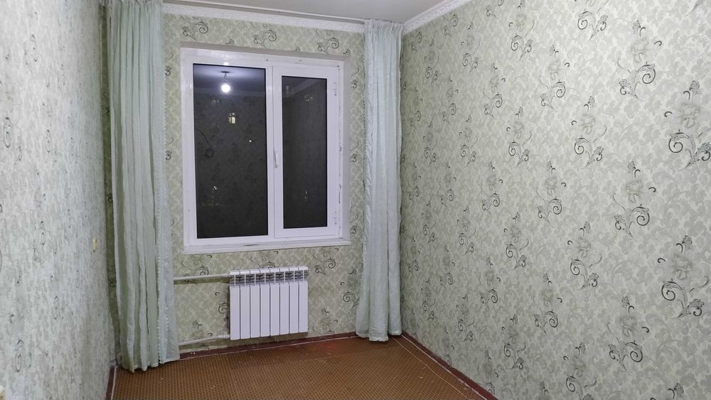 Г.Навои Аренда 3-хона 2-этаж 17-мкр подезд(семья)(напротив Центр Банк)