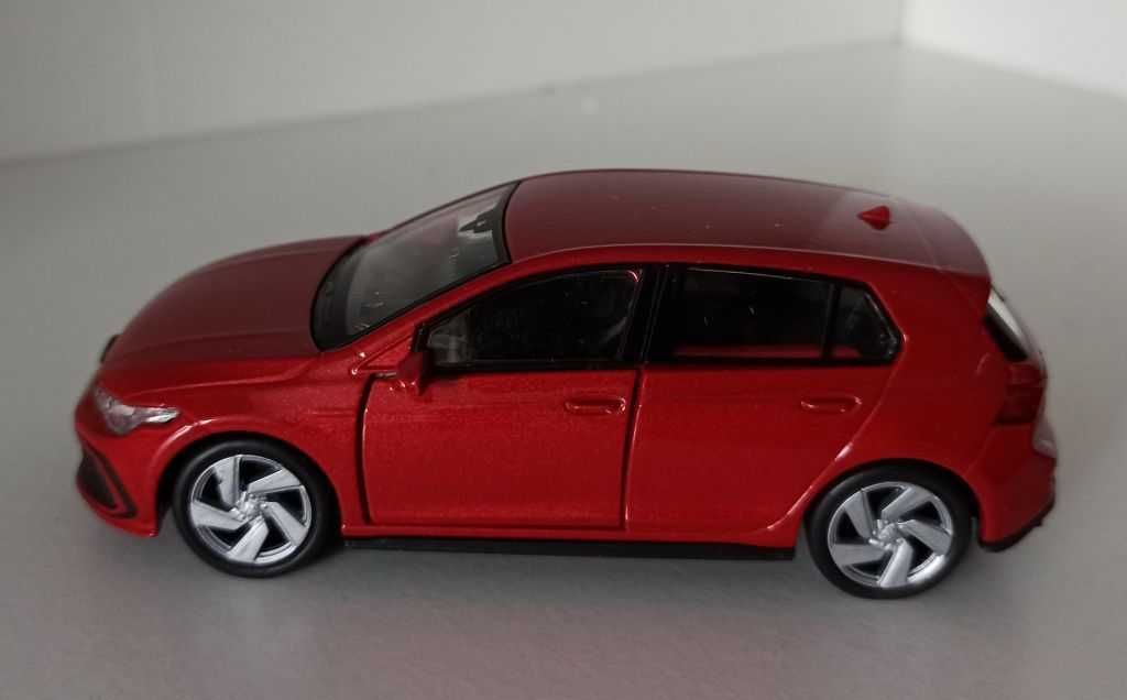 Macheta Volkswagen Golf 8 VII GTi rosu - Welly 1/36 VW