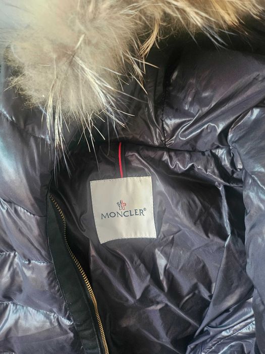 Пухено дамско яке Moncler