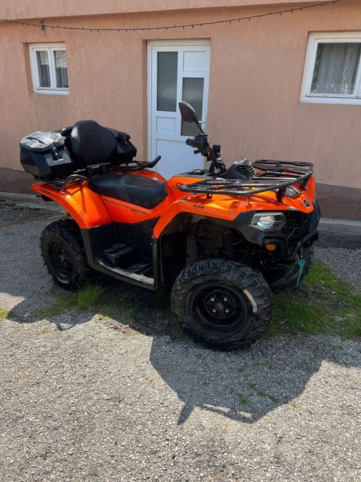 Vand 3 atv uri 450L si 520L