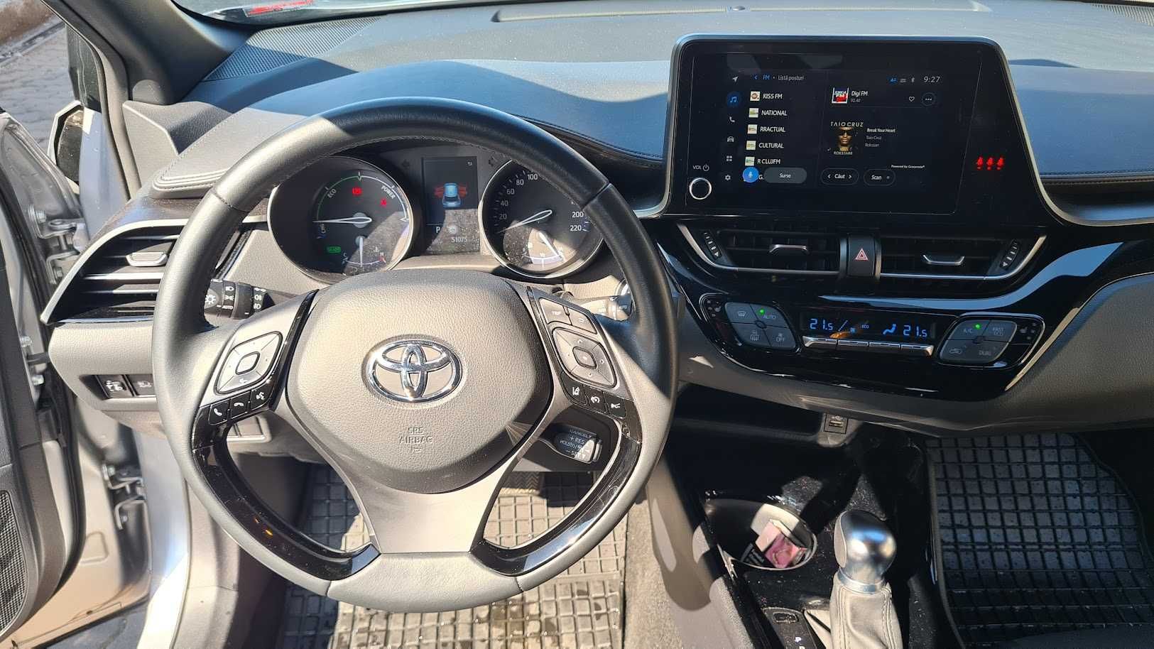 Toyota C-HR 2.0 HSD 184 CP 4x2 CVT Bi-Tone