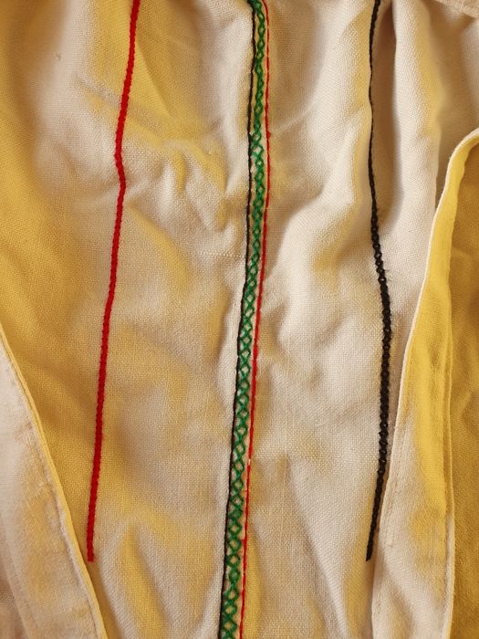 Rucsac HAND MADE cu motive populare traditionale romanesti 34 × 43 cm