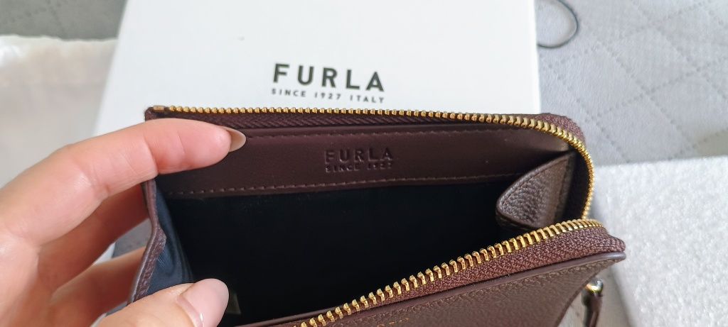 Оригинално портмоне Furla ново