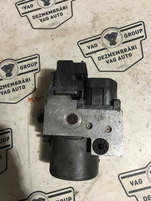 Pompa ABS VW Passat 8E0614111AB