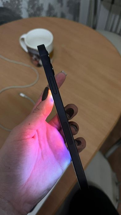 Airhone12 торг срочно продам