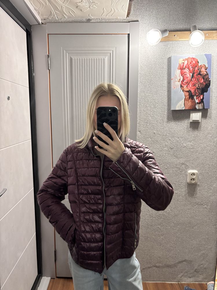 Продаю верхнюю одежду