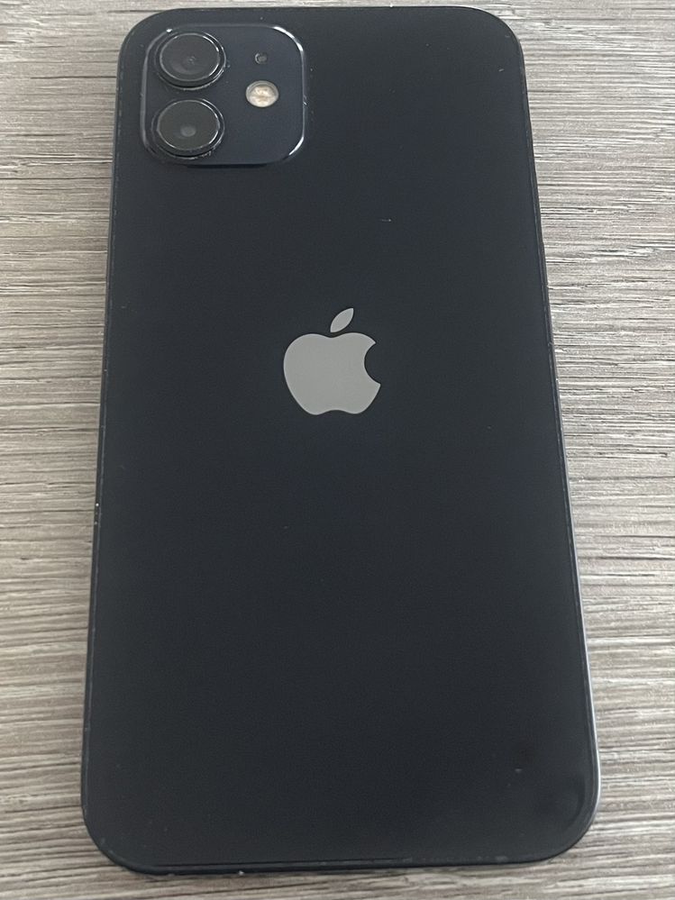 Iphone 12 64GB черен