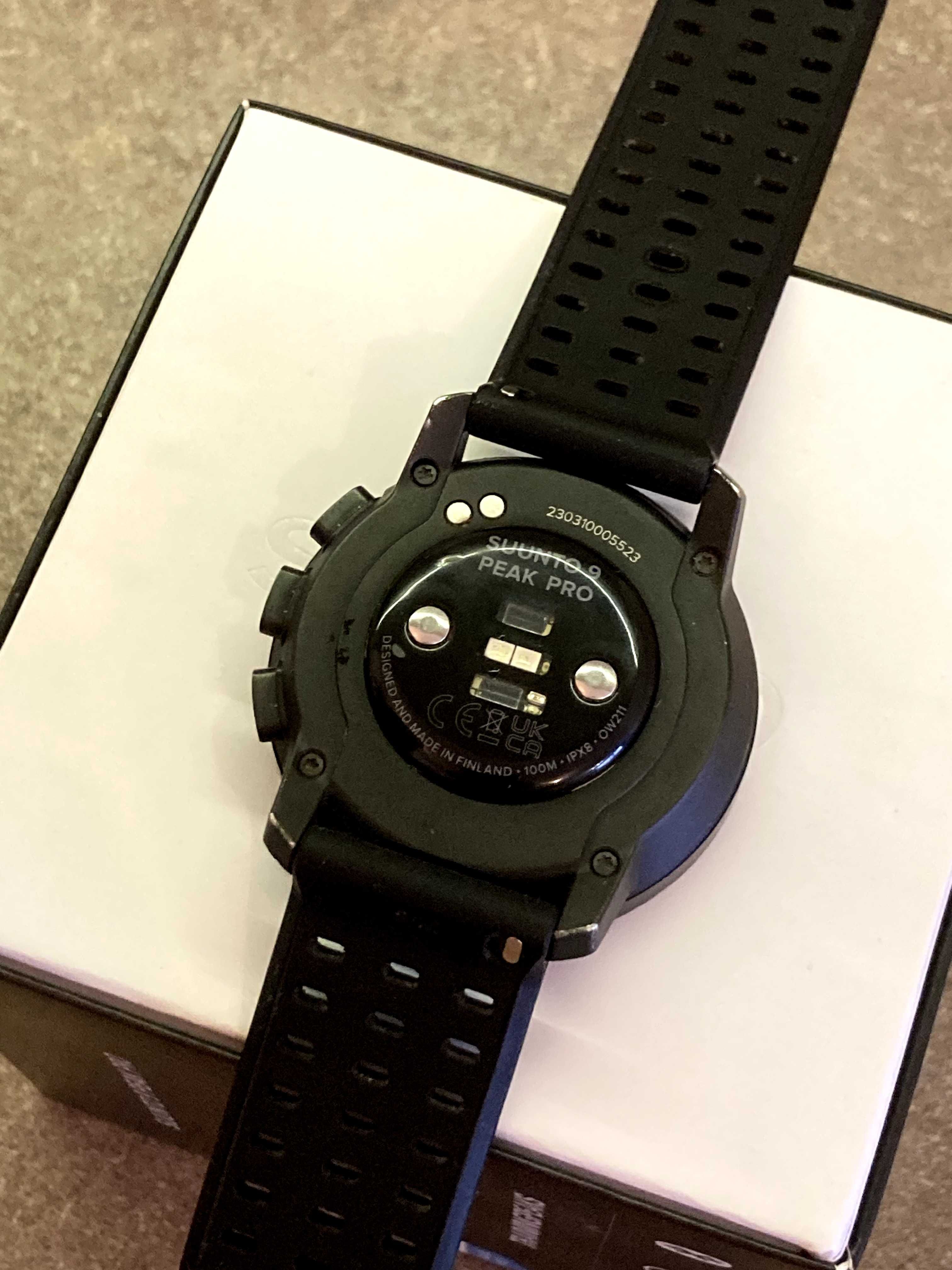 Спортен GPS часовник Suunto 9 Peak Pro All Black