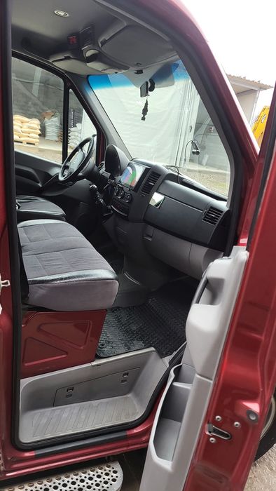 Vw Crafter 2.0tdi 163cai 9 locuri VIP